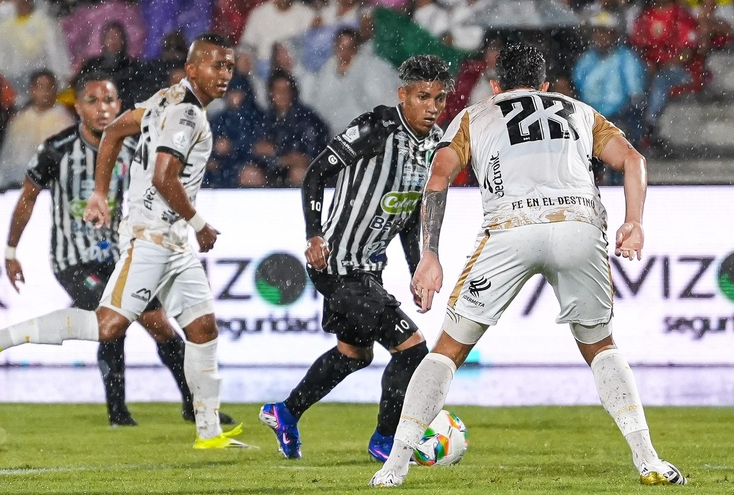 once-caldas-empate