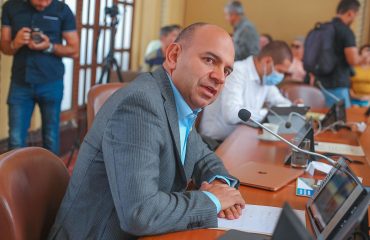 asamblea-luis-alberto-giraldo